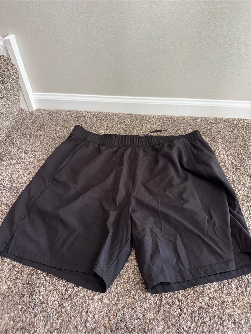 Old Navy Men's Black Athletic Performance Shorts